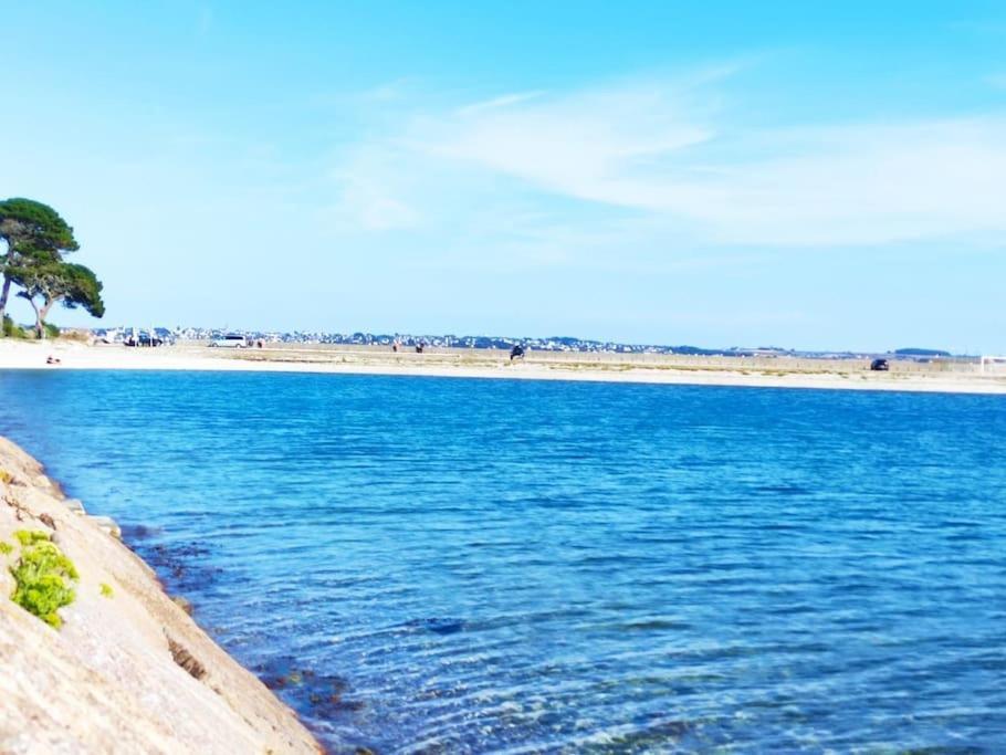 Au Calme En Ville, A 2Km De La Mer Saint-Pol-de-Léon Extérieur photo